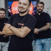 Логист Владислав Сергачев