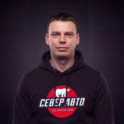 Менеджер Сергей Коростелев
