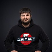 Руководитель отдела продаж Максим Черный