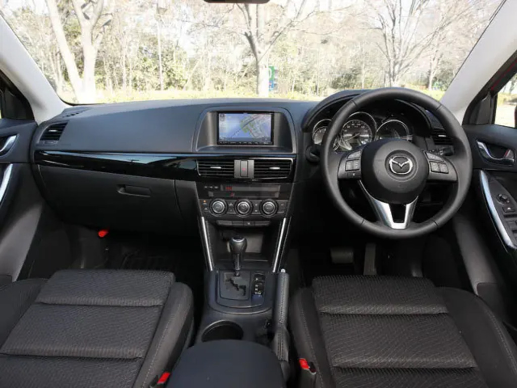 Mazda CX-5 1 поколение, салон